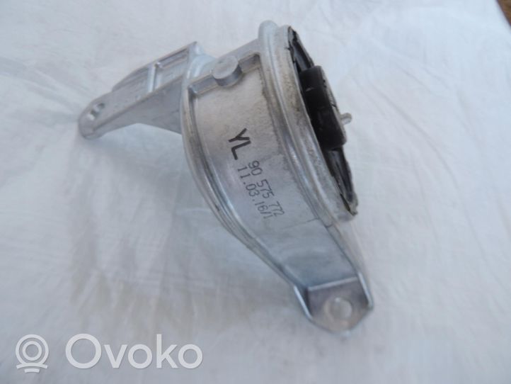 Opel Astra G Moottorin kiinnityksen tyhjiöputki 90575772