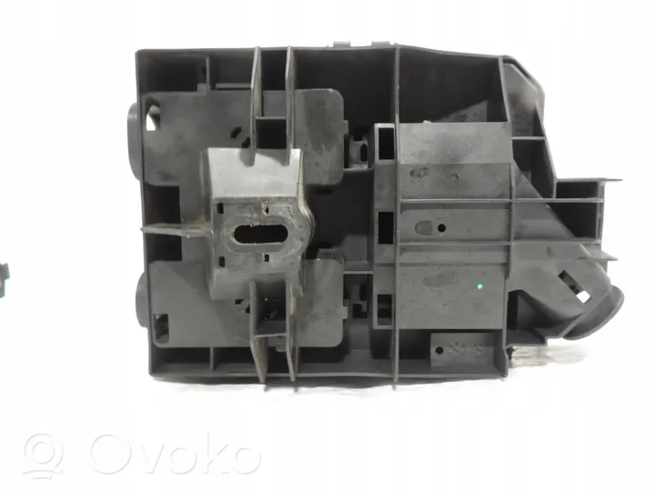 Opel Mokka Fuse box set 94520912