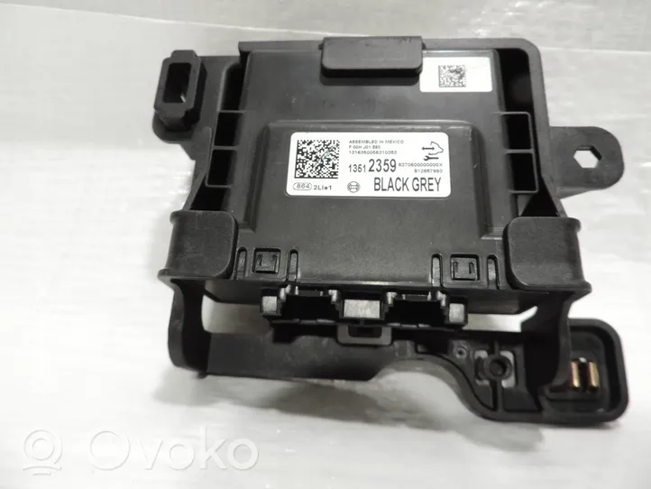 Opel Mokka Module de passerelle 13512359