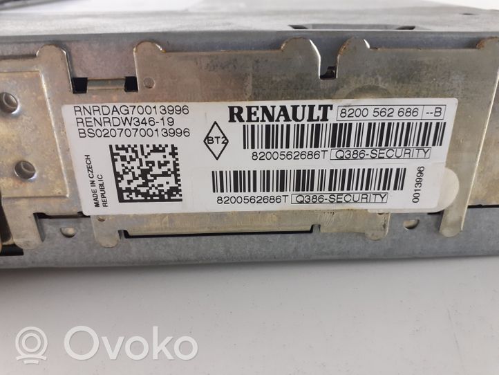 Renault Scenic II -  Grand scenic II Panel / Radioodtwarzacz CD/DVD/GPS 8200562686B