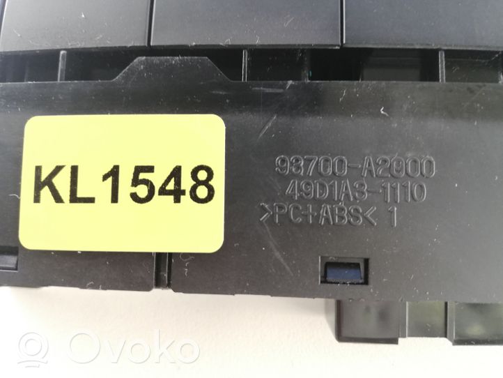 KIA Ceed Sēdekļu apsildes slēdzis 49D1A31000