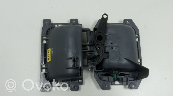 Mercedes-Benz Vito Viano W639 Liukuoven sisäkahva A6397600061