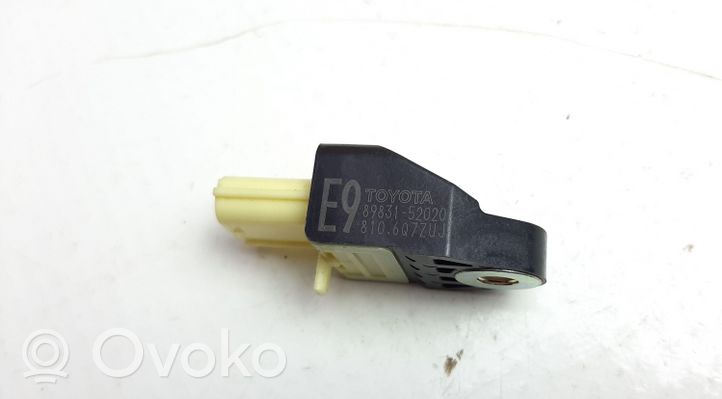 Toyota Verso-S Czujnik uderzenia Airbag 8983152020