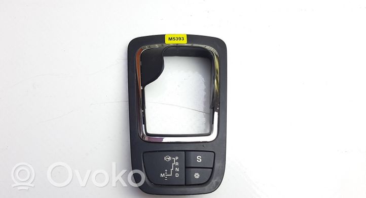 Citroen C5 Vaihteenvalitsimen kehys verhoilu muovia 9682471977