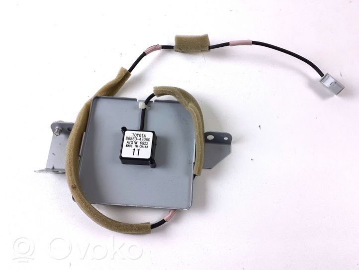 Toyota Prius (XW20) Amplificatore antenna 8686047060