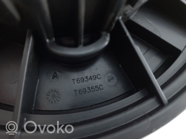 Volkswagen Touran III Heater fan/blower 5WB819021A