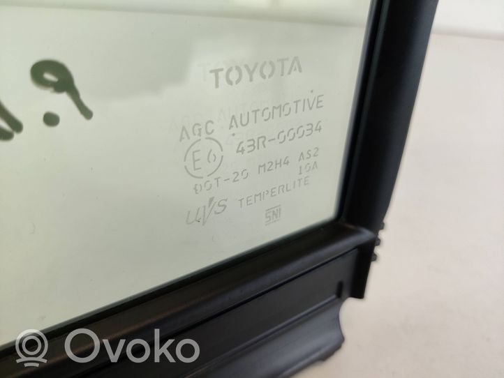 Toyota RAV 4 (XA50) Front door vent window glass four-door 43R00034