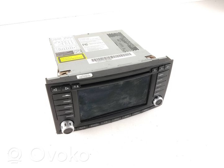 Volkswagen Touareg I Radio/CD/DVD/GPS-pääyksikkö 7L6035191B