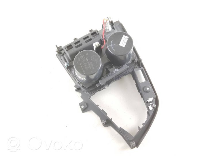 BMW 4 F32 F33 Portabicchiere anteriore 9218925