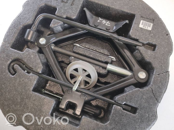 KIA Optima Kit d’outils 