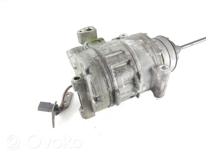 Audi RS6 Compressore aria condizionata (A/C) (pompa) 4F0260805AK