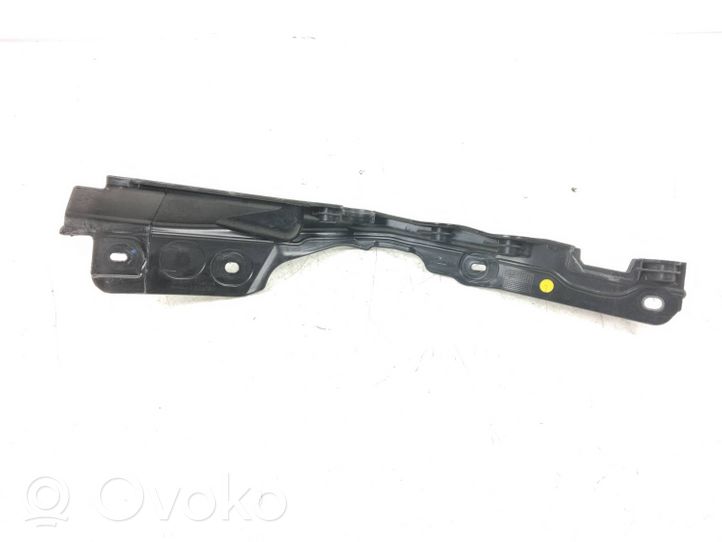 BMW M3 F80 Altra parte del vano motore 7331241