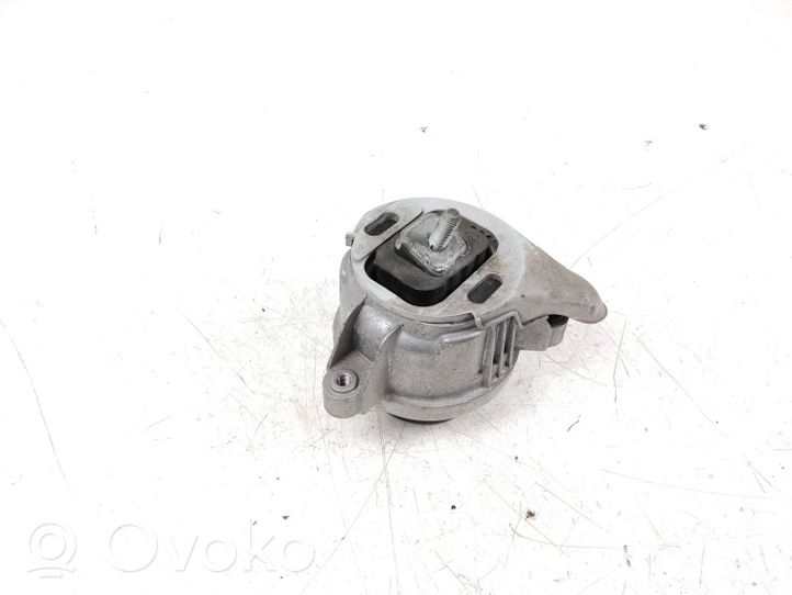 BMW M3 F80 Supporto di montaggio del motore 2284818