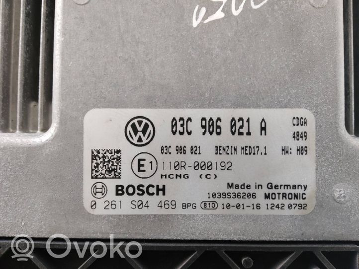 Volkswagen PASSAT B6 Calculateur moteur ECU 03C906021A