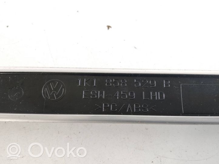 Volkswagen Golf V Panelės apdaila 1K1858529B