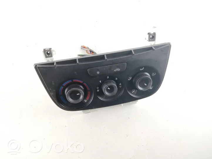 Opel Combo D Climate control unit 051474010000013