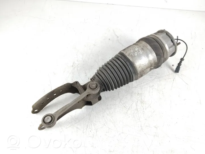 Porsche Cayenne (92A) Ammortizzatore anteriore a sospensione pneumatica 7P5616039N