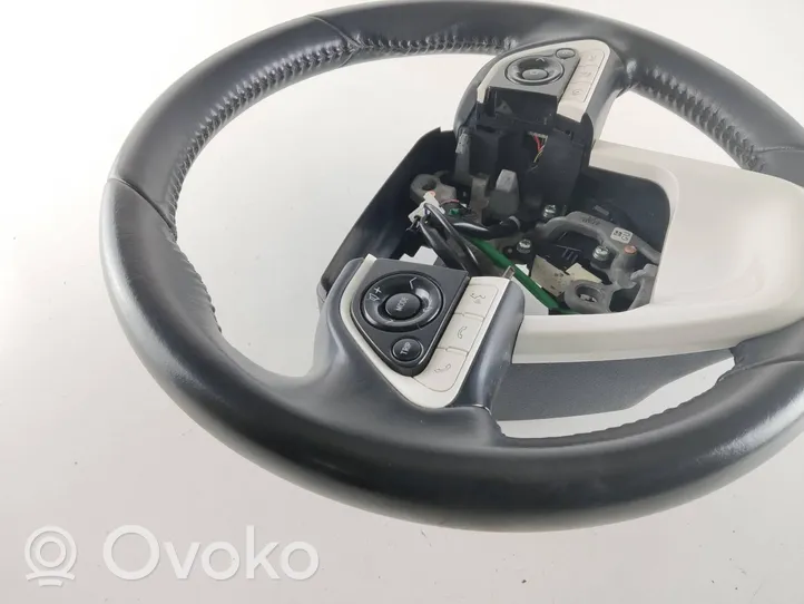 Toyota Prius (XW50) Steering wheel 