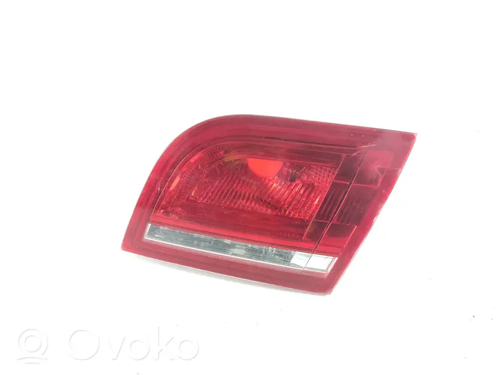 Audi A3 S3 8P Lampy tylnej klapy bagażnika 