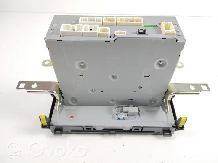 Toyota Auris E180 Radio/CD/DVD/GPS-pääyksikkö 8614002280