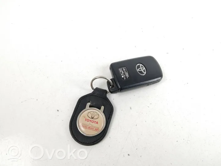 Toyota Auris E180 Clé / carte de démarrage 