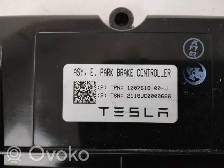 Tesla Model X Módulo de control del freno de mano 100761800J