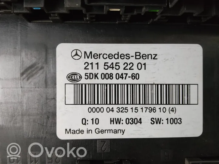 Mercedes-Benz E W211 Módulo de fusible 2115452201