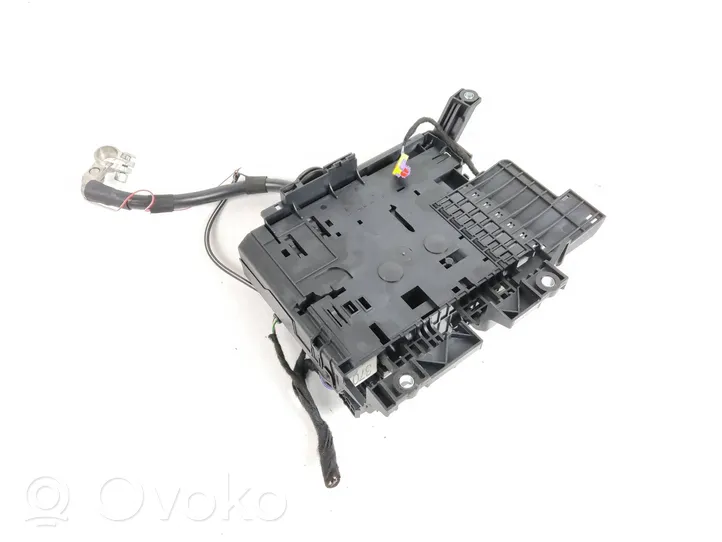 Volkswagen Touareg II Fuse module 7P0937548F