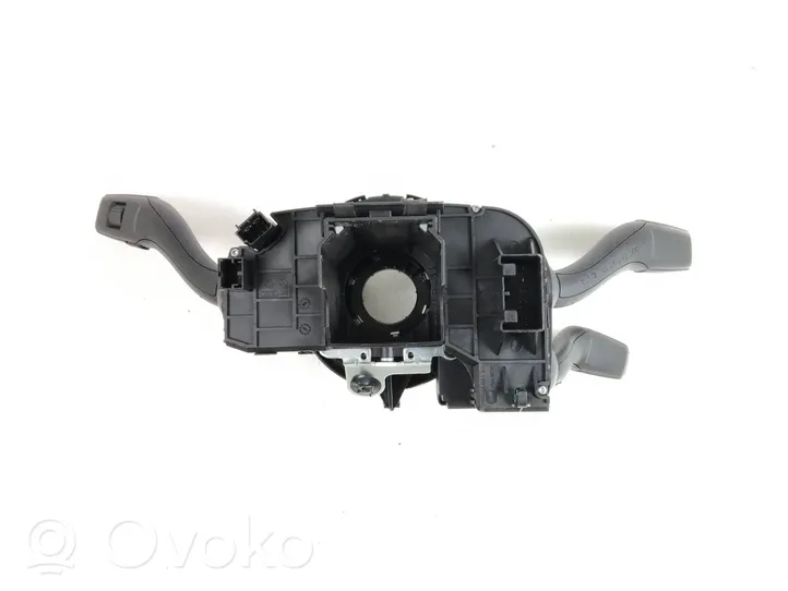 Audi A4 S4 B7 8E 8H Leva/interruttore dell’indicatore di direzione e tergicristallo 8E0953549Q