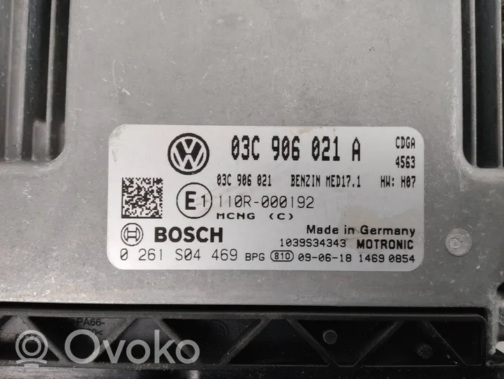 Volkswagen PASSAT B6 Calculateur moteur ECU 03C906021A