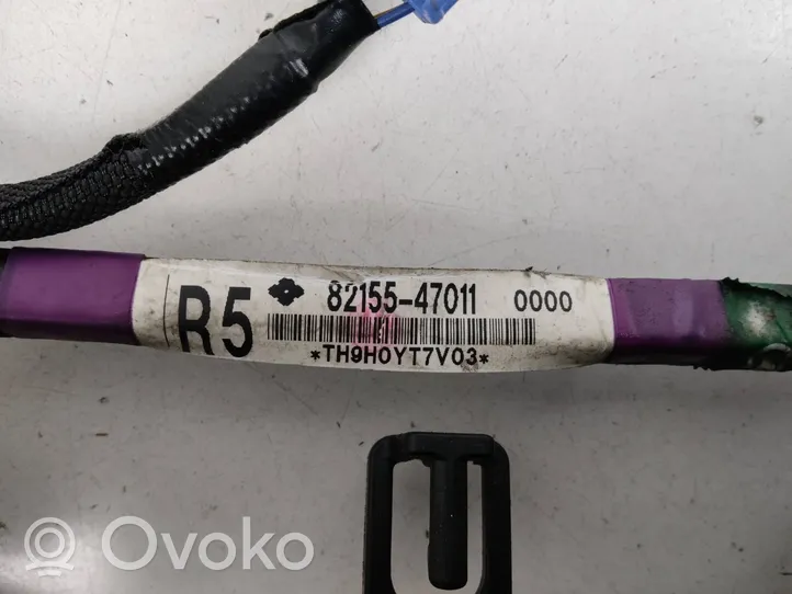 Toyota Prius+ (ZVW40) Klamka zewnętrzna drzwi przednich 8215547011