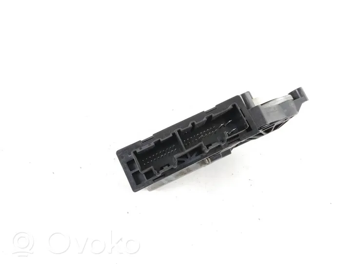 Volvo S90, V90 Fensterhebermotor Tür vorne 31674757