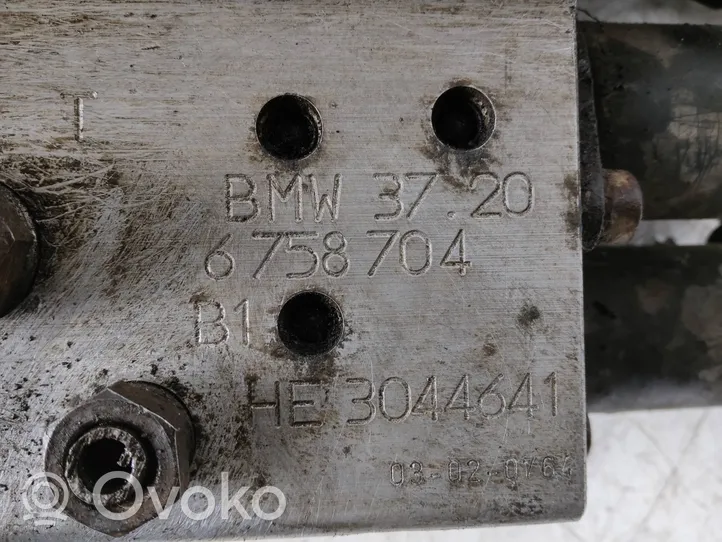 BMW 7 E65 E66 Aktyvaus stabilizatoriaus valdymo/ vožtuvų blokas 6758704