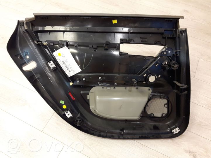 Audi A6 S6 C6 4F Takaoven verhoilu 4F0867306