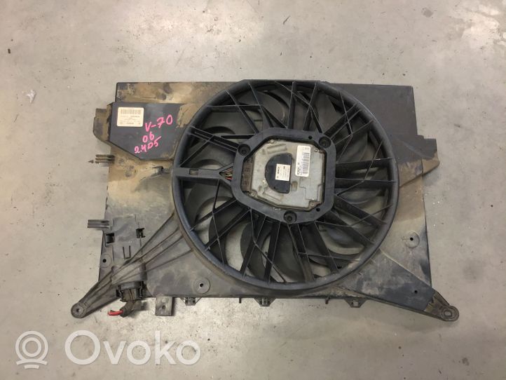 Volvo V70 Radiator cooling fan shroud 30723105
