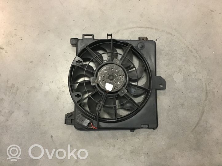 Opel Astra H Convogliatore ventilatore raffreddamento del radiatore 3135103603