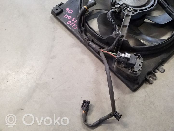 Renault Clio III Convogliatore ventilatore raffreddamento del radiatore 8200525991