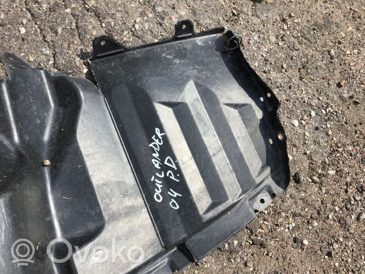 Mitsubishi Outlander Nadkole przednie OEM