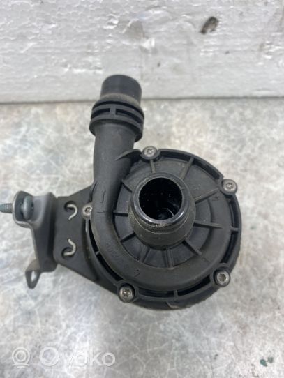 BMW i3 Pompa elettrica dell’acqua/del refrigerante ausiliaria 8600285