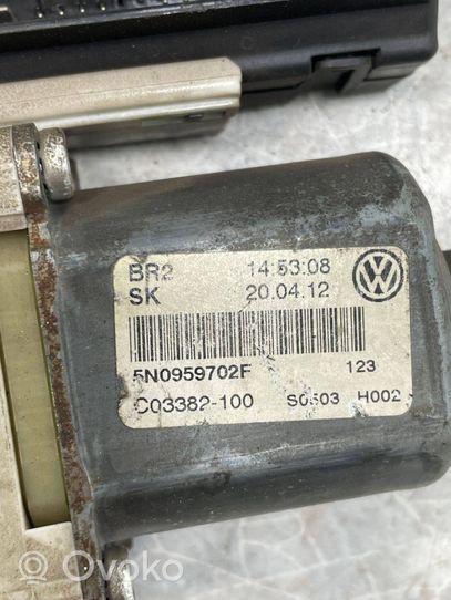 Volkswagen Tiguan Silniczek podnośnika szyby drzwi przednich 5N0959702F