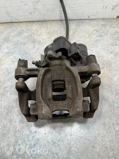 BMW i3 Caliper del freno trasero 6883025