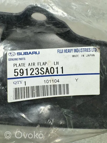 Subaru Forester SG Revestimientos de la aleta antisalpicaduras delanteros 59123SA011