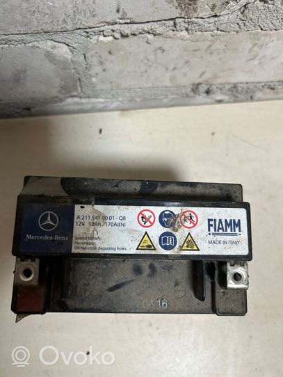 Mercedes-Benz E W211 Batería A2115410001