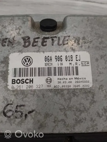 Volkswagen New Beetle Centralina/modulo motore ECU 0261206327