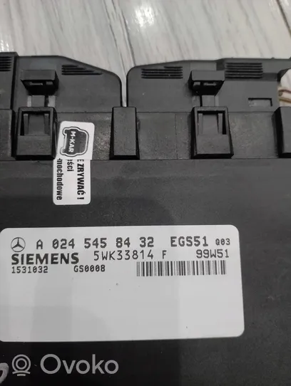 Mercedes-Benz E AMG W210 Module de contrôle de boîte de vitesses ECU A0245458432