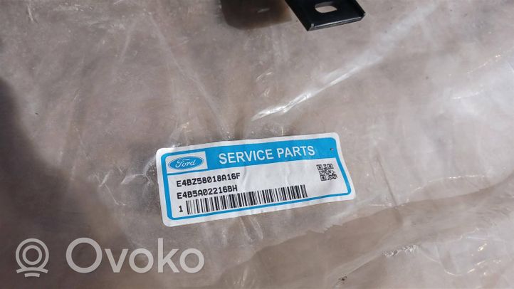 Ford Ka Moldura del limpia E4B5A02216BH