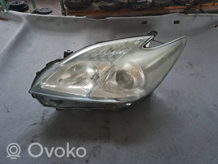 Toyota Prius (XW30) Lampa przednia 