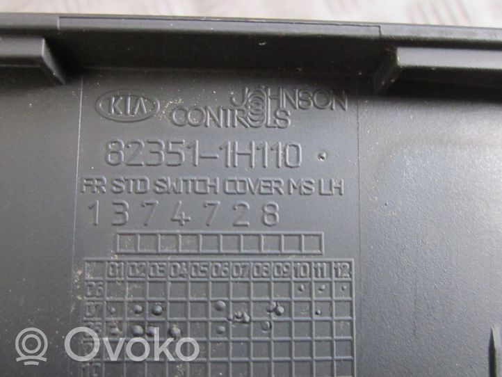 KIA Ceed Rivestimento pulsantiera finestrino della portiera anteriore 82351-1H110