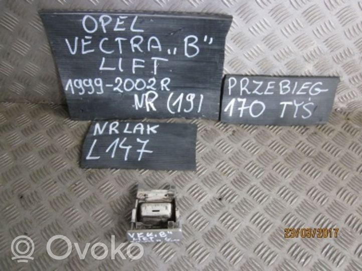 Opel Vectra B Autres pièces intérieures 90586942