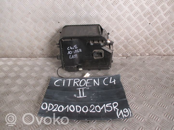 Citroen C4 II Hansikaslokeron keskikonsoli 